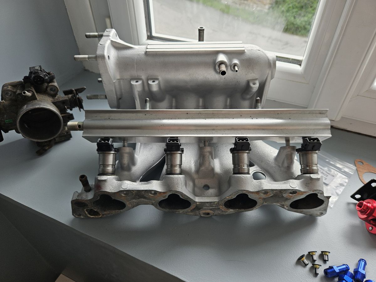 Collecteur d'admission D16Z6 avec rampe d'injection