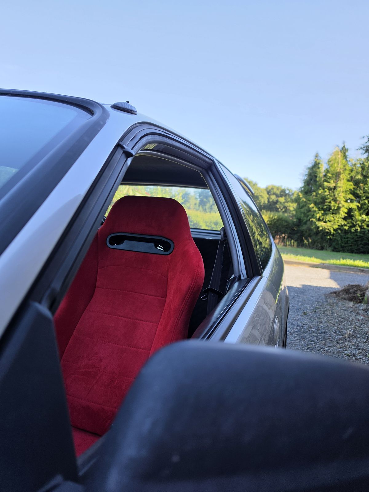 Siège semi-baquet rouge style EK9 Type R
